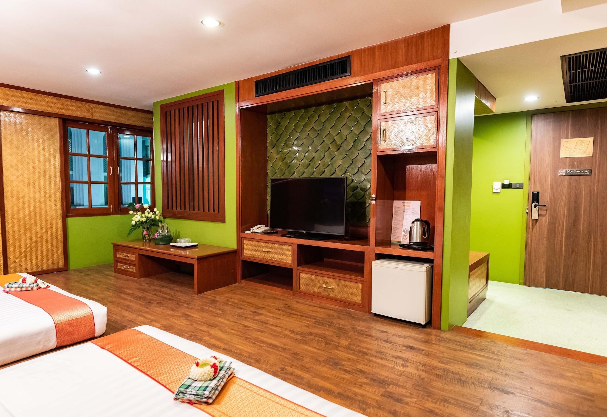 Dang Derm Khaosan Hotel Банкок Екстериор снимка